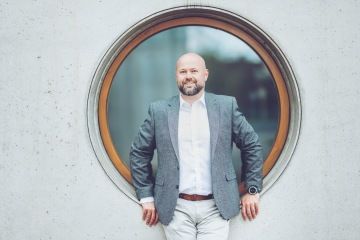 non executive search by flow-r